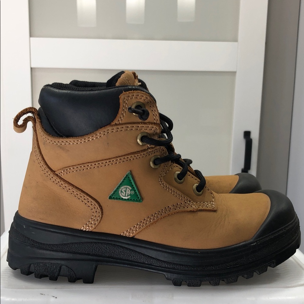 Aggressor Women’s Safety Work Boots – Size 7, Nubuck Leather